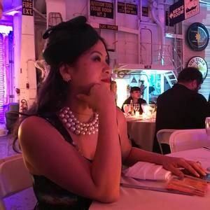 Meet your Posher, Angela